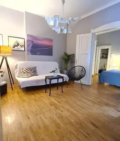 Your Royal 2 Bedroom City Center Stay Belgrado Esterno foto