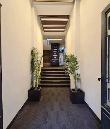 Your Royal 2 Bedroom City Center Stay Belgrado Esterno foto