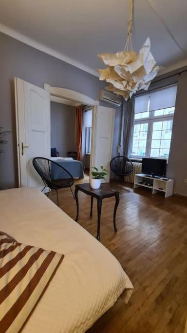 Your Royal 2 Bedroom Center Апартаменты Белград