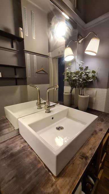 Your Royal 2 Bedroom Center * Белград