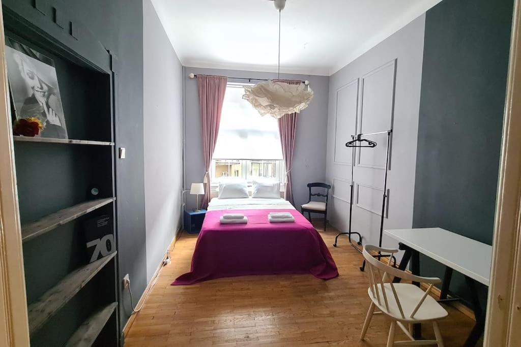 Your Royal 2 Bedroom Center